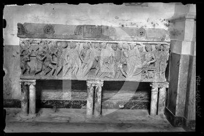 Salerno, duomo, sarcofago, Dioniso in India